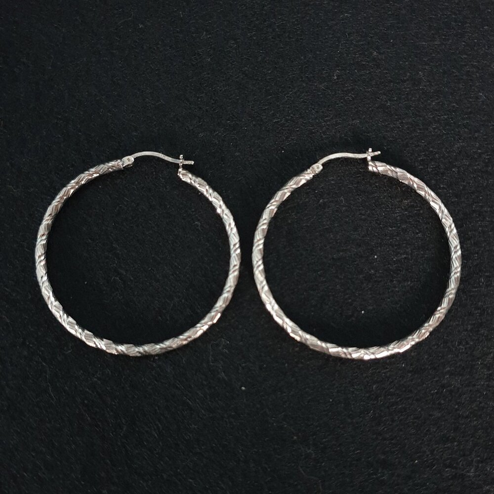 2’’ Vintage Mid-Century British D.H. Phillip 925 Silver Textured Hoop Earrings